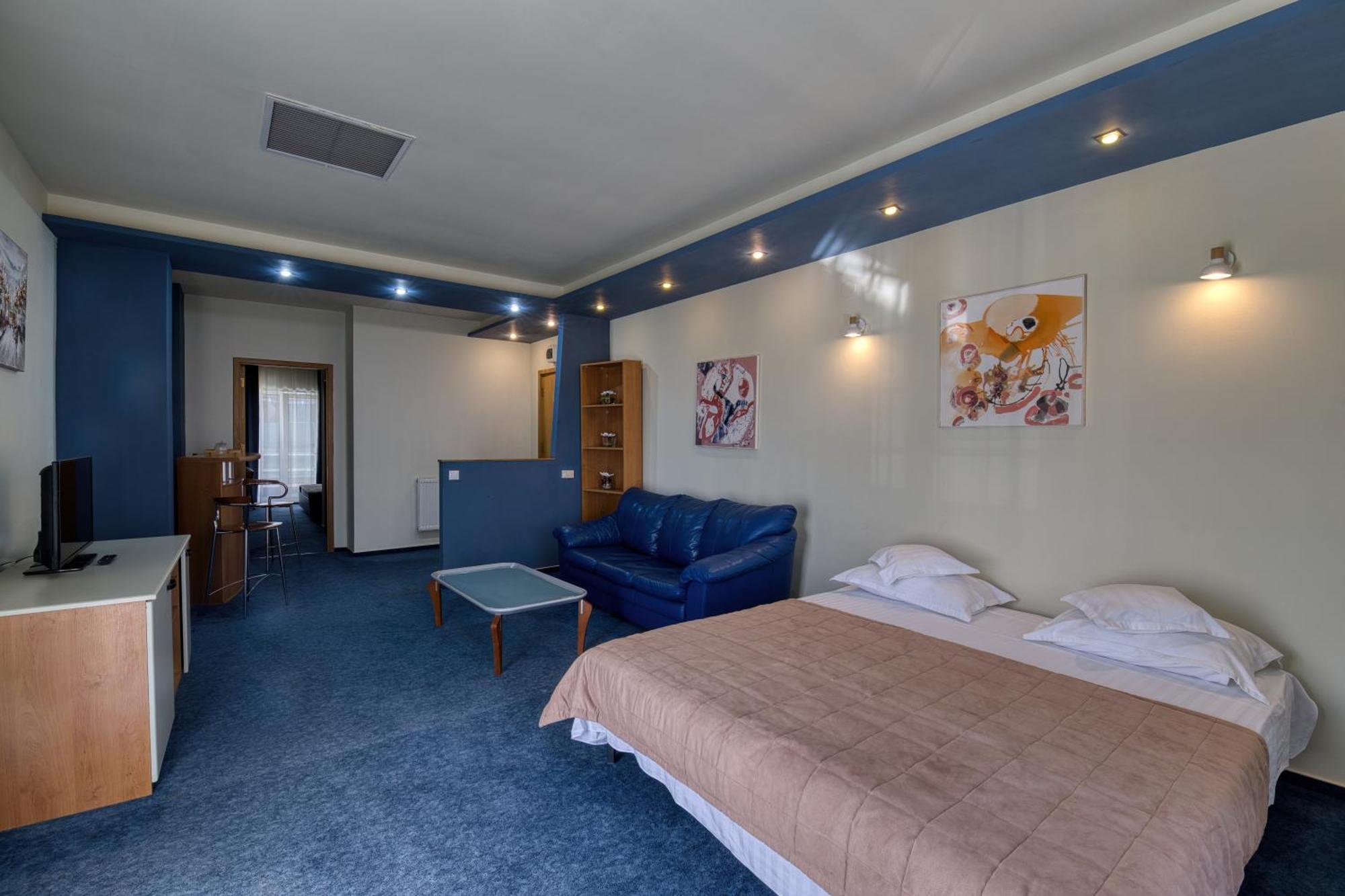 Hotel Torontal Temešvár Exteriér fotografie