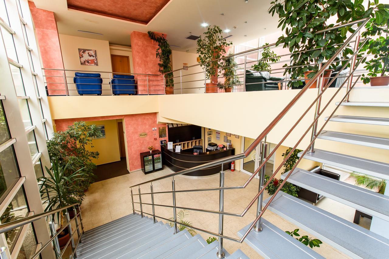 Hotel Torontal Temešvár Exteriér fotografie